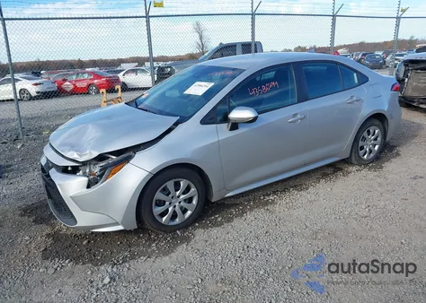 2021 Toyota Corolla Le z USA, uszkodzony, nr VIN 5YFEPMAE1MP166509